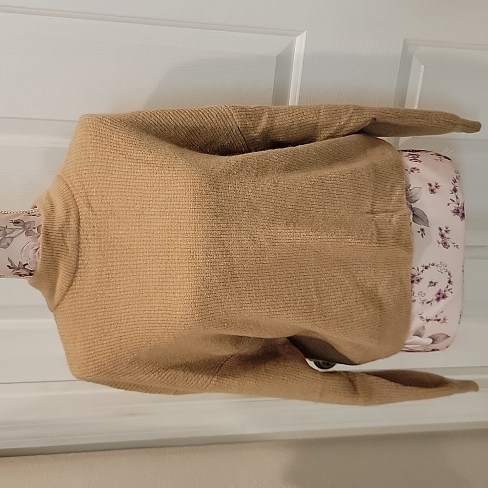 NWT DIVIDED Sweater